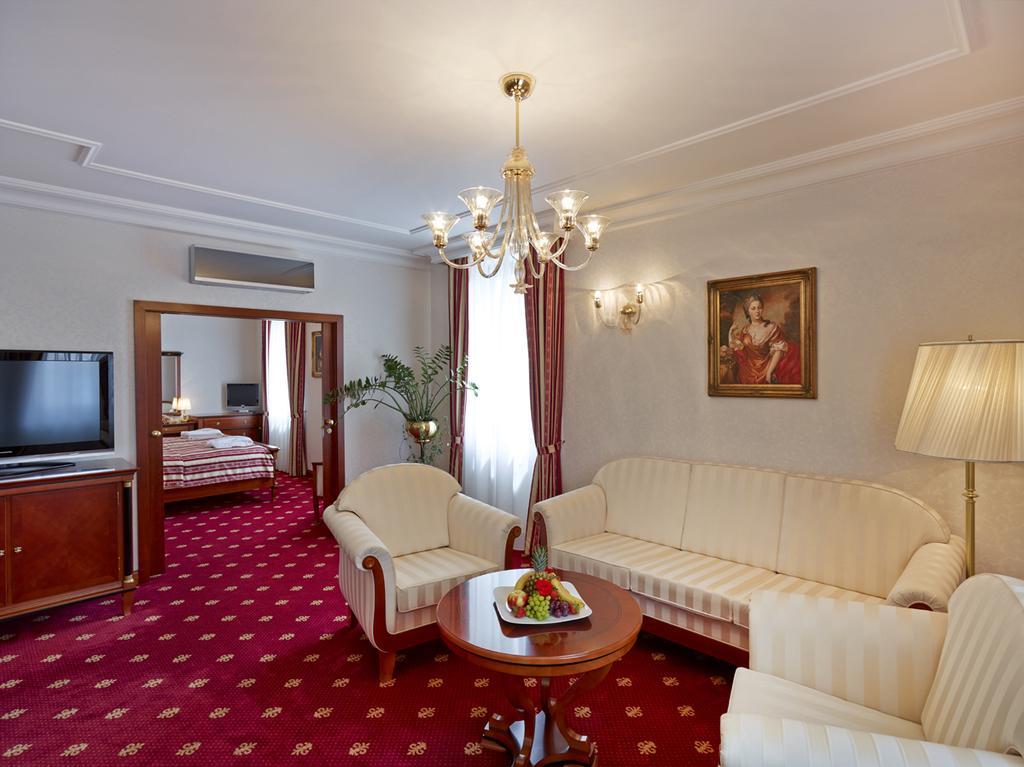 Hotel Stefanik Myjava Quarto foto